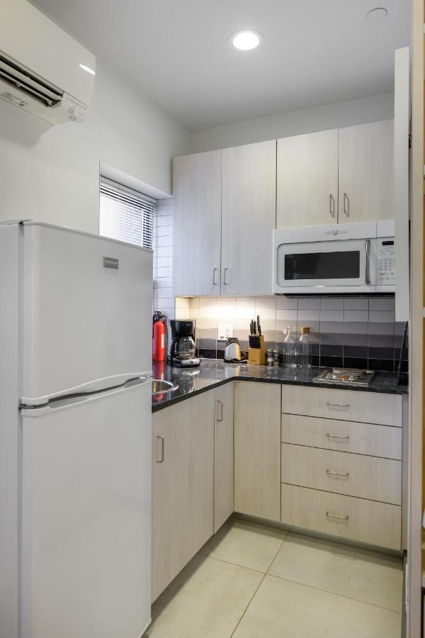Small Fully Equipped Contemporary Studio Near Mgh Бостон Экстерьер фото